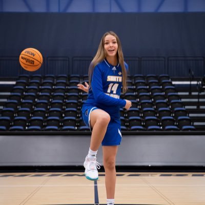 Class of 2023 || 🇨🇦II 6'1 Pt Guard/Swing || University of California Santa Barbara commit