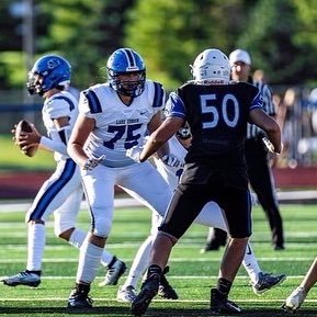 Lake Zurich HS 2025 football// 6’6 290// OT/LT