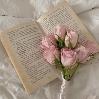 9aug2088's profile picture. หาเงินประทังชีวิตในยุคประยุด😭😭