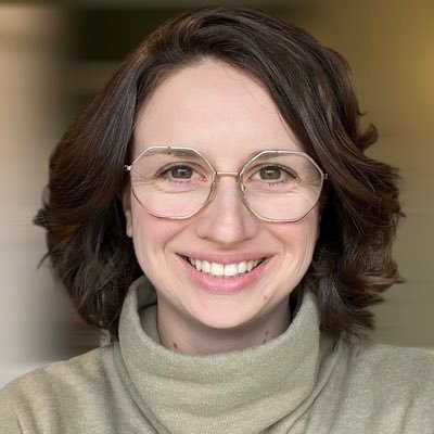 lily_schurra's profile picture. Legal counsel for agentic AI products | hacking legal ops use cases | building internal legal tech | making legal less boring