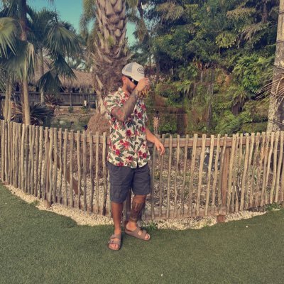 Don't panic//🇯🇲🏴‍☠️