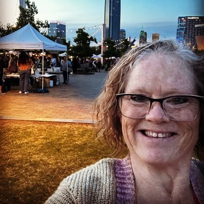 IamMomMom's profile picture. Mom to 6 fabulous kids and Mom Mom to 5 perfect angels.