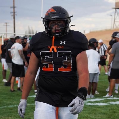 6’0” 260 lbs 3.8 GPA C/0 2024 OL DL Apple Valley High School