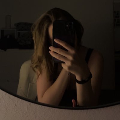 louane20865299's profile picture. 