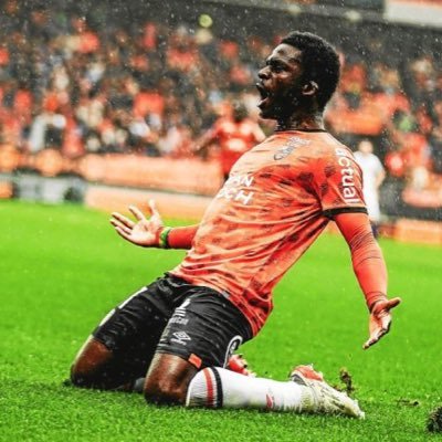 Bamba Dieng Footballeur Professionnel • FC Lorient  🟠⚫️ Équipe National du Sénégal 🇸🇳 C.A.B.M.D ❤️ GlobalFanPage.