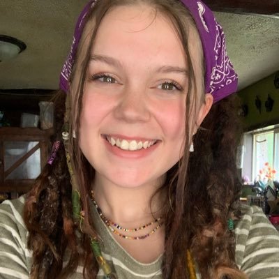 madisunrayne1's profile picture. green house gal 🪴 momma 🐞 juggler