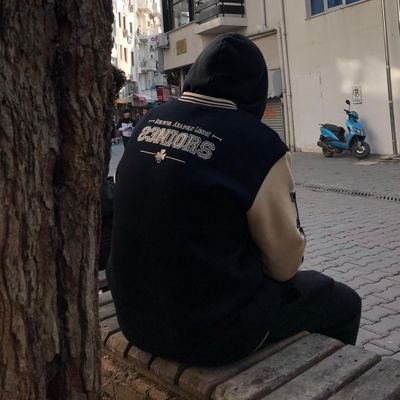 husbosh's profile picture. boş