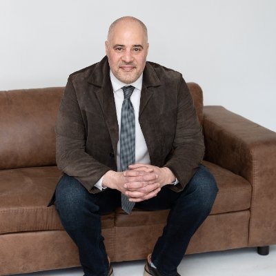 Former NHL goaltender with the Edmonton Oilers, now helping individuals and families build financial security as an Associate Advisor at K4 Financial.