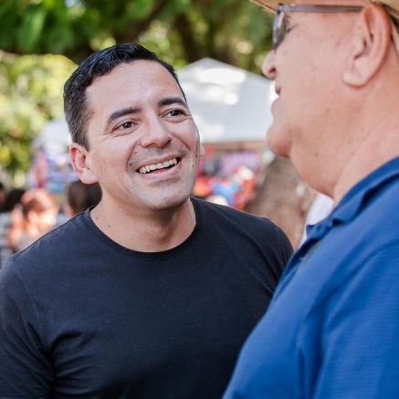 💙 Posadeño
Concejal de Posadas 
Creo en la política como motor de cambio e inclusión.