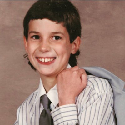 a_ron_dubya's profile picture. I like to do drawrings, teach high school kids to throw things, and hang out with my family. I'm also a pretty big Fútbol Americano fan.