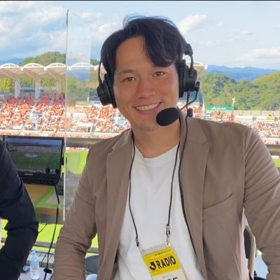 Footmedia所属 SBS静岡放送アナウンサー(2020〜2023)全国高校サッカー選手権、Jリーグ(ラジオ)など フリー(2023〜)欧州サッカー:🏴󠁧󠁢󠁥󠁮󠁧󠁿🇪🇸🇫🇷🇵🇹 Jリーグ、WEリーグ、高円宮杯プレミアリーグ、女子W杯、🏸など