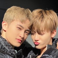 Lillian (@goldenboydk) 's Twitter Profile