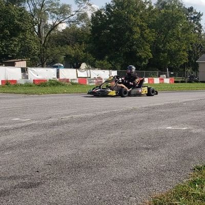 Karting driver - Senior X30 
Skip Barber F4