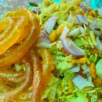 Poha Jalebi(@poha_met_jalebi) 's Twitter Profile Photo