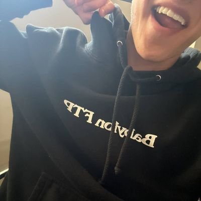 oxycodone_m30's profile picture. I love Oxycodone, Adderall Xanax and more. I would recommend ordering from https://t.co/0X54r6Mf9J