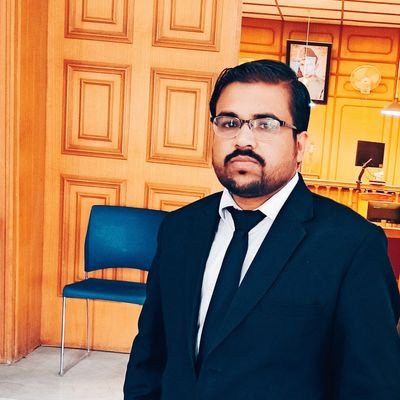 Advocate High Court_Legal Researcher_Creative Writer_Achievement Award Winner