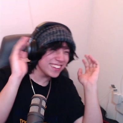 yearger__'s profile picture. 