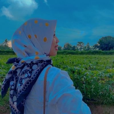 AriskiSaputri's profile picture. Writer, Digital Marketer, Accountant & Finance | love computer & tech |  Ingin mengatakan sesuatu? kesini : https://t.co/MBd3dWjpng