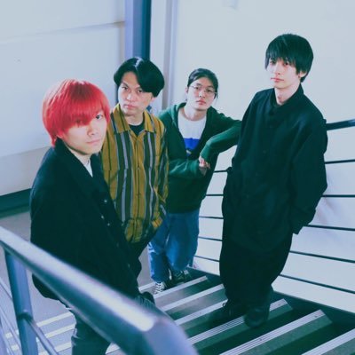 東京発4人組インストバンド EiNy(エイニー) / マスロック,クラブジャズ,フュージョン / 東京23区内を中心にライブ活動中 / ライブ出演依頼等の各種問い合わせはDMから / 詳しくはプロフィール欄のURLをチェック