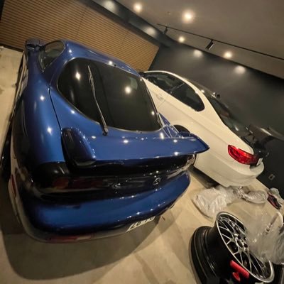 知らない間に車がどんどん増えていく人 E92 M3.ZC6.FD3S.40アルファード、IS-F.987ボクスター.謎のヴィッツに乗ってます。無言フォローすいません🙇