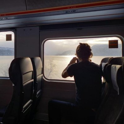 Hanskuipers's profile picture. @hanskuipers@mastodon.social | Train traveler | Developer | Gelukzoeker