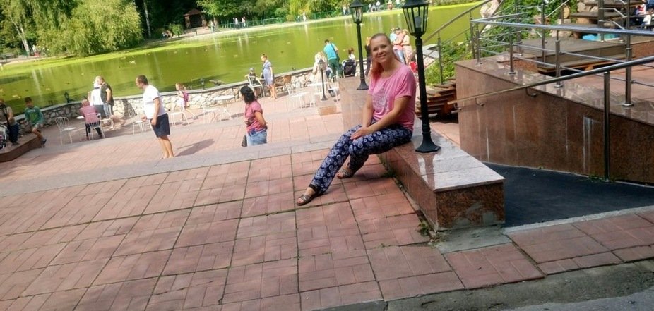 DanielleHa96402's profile picture. dl