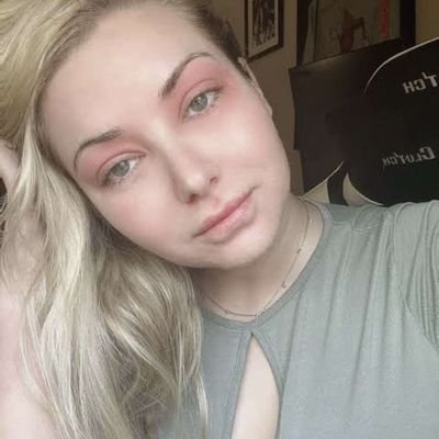 BenittaJen41996's profile picture. someone you will love to know more about 😘