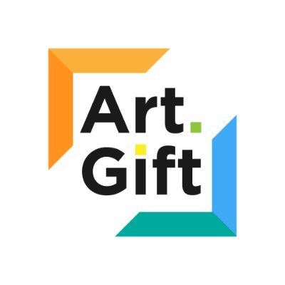 Art Gift is the place where you discover new artistic creations, and the search for gifts for your loved ones turns into a pleasant, revealing experience.