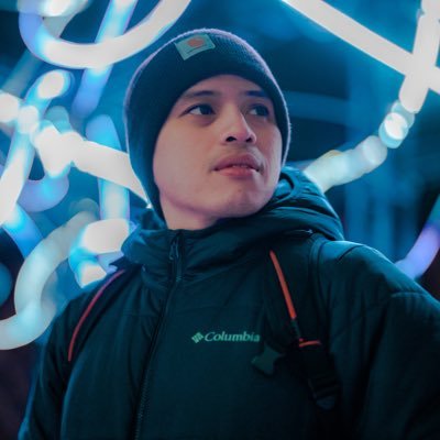 Emmanuel | Night street photographer of urban life and cityscapes | NFT collector | 🇨🇦🇵🇭 | https://t.co/SuErUruHtC