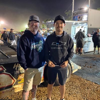 🏎️ Huge NASCAR Guy. KL5, NG4, CH77, CZ88, JL2. 🎸Love all things heavy & midwestern emo #.