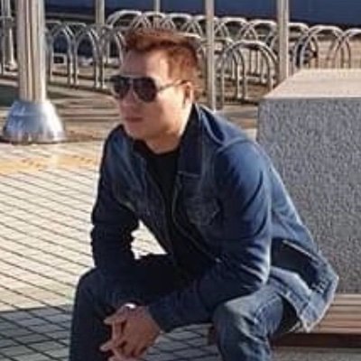 yen242969's profile picture. 