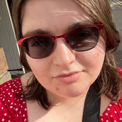 26. she/her/hi/ei. cymraes. bi. autistic. fighting pcos, endometriosis, & fibromyalgia. ♿️ cefnogwr annibyniaeth. 🏴󠁧󠁢󠁷󠁬󠁳󠁿 queer rights & politics.