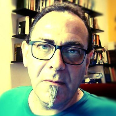 Ex marino mercante, estudié cine, soy historiador del arte y curador. Actualmente, analista de contenido audiovisual.