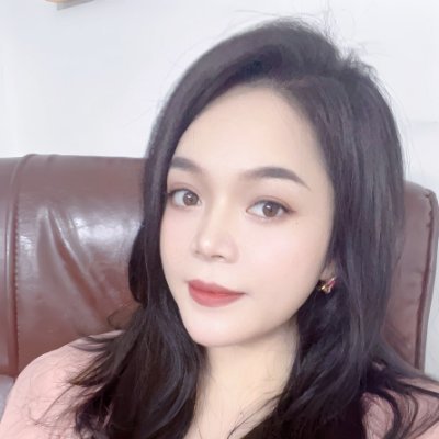 I am a fashion designer and like to make new friends. I like to travel, live freely, enjoy the fun of life, invest in cryptocurrency and real estate.