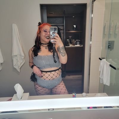 teknoviolet09's profile picture. just a metalcore rave bae.
18+
✌️. 💜. 🌍. 🤝