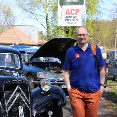 Badacz i propagator związków rodzinnych Andre Citroëna z Polską i Warszawą. Współautor książki
