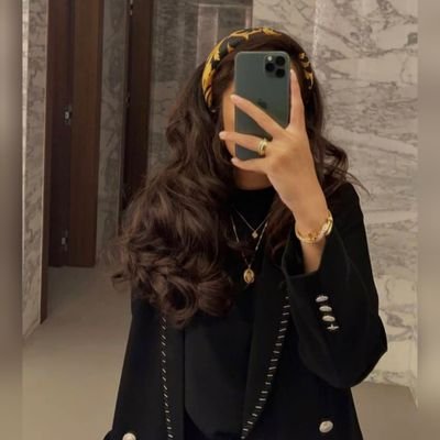 chal__hatt's profile picture. UNBOTHERED💜