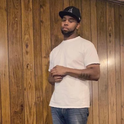 ChiefTatts's profile picture. Hola