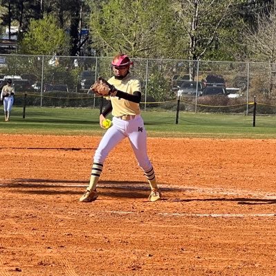 Class of 2024 Pitcher, outfield, and 2nd base🥎 AP Elite Rogers #11 3.9 GPA email: ambersearcy2024@gmail.com