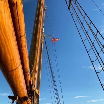 SkonnertenFreia's profile picture. Født 1897 i Rønne, Bornholm. 
Ligger i Allinge Havn ved Folkemødet med debatter om miljø, klima, fiskeri, plastik m.v.