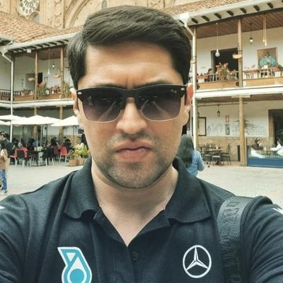 Soy un abogado joven que triunfará en esta competencia que se llama VIDA..!!