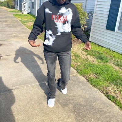 jaeedaadonn's profile picture. yk what they say the darker the berry the sweeter the juice 🏳️‍🌈 NOT A STUD .