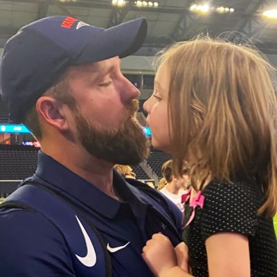 Follower of Christ, husband to an amazing wife, proud father of my ginger son & adorable daughter, OC/OL, & recruiting coordinator at @WakelandHS