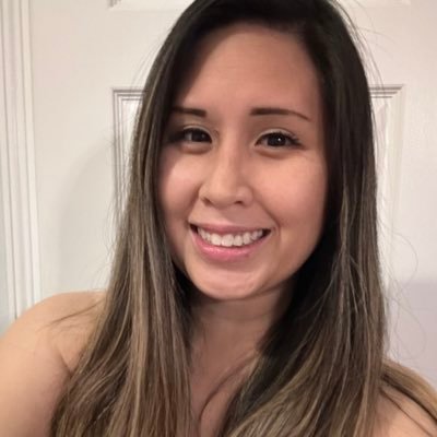 @LauraDang24