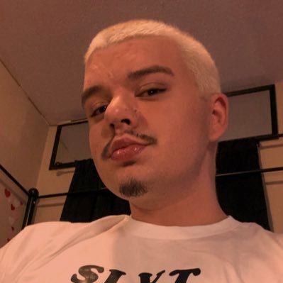 NSFW 21+ Send noods .420 friendly. SlutPig .24.Alt @GuicyGeorge