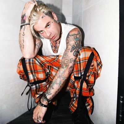 Modbabyy's profile picture. praying to see mod and colson soon😩