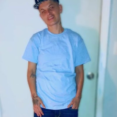 Family 1st..!!Loyal as they come! #420!!! Straight Laced💯 Married to HayleighYates n LOVE our Daughter Olive more than words could express 💯💯