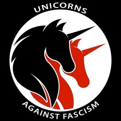 Anarchistin
überall nur da wo du nicht bist🖤❤
She/her