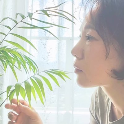 何気ない日常を愉しもう| 53歳divorced woman | 保育園で給食&おやつ作る常勤調理師。エンドレスでExcel作業する人| 20歳おじょー(長女)と2人暮らし。生活パターン異なる2人。バタ兄24歳(長男)都内で2人暮らし。趣味でピアノ弾く人｜10年程前「しょくはぐくらぶ」という料理ブログ_φ(･_･