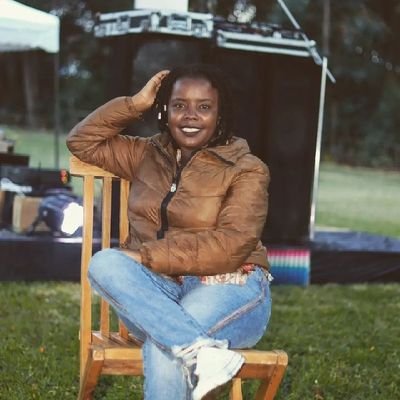 The SIGNIFICANT deejay.
Dot it .Media personality. CREATIVE.